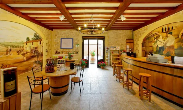 Covigneron Parrainage de vignes coffret journée gourmande 6 bouteilles