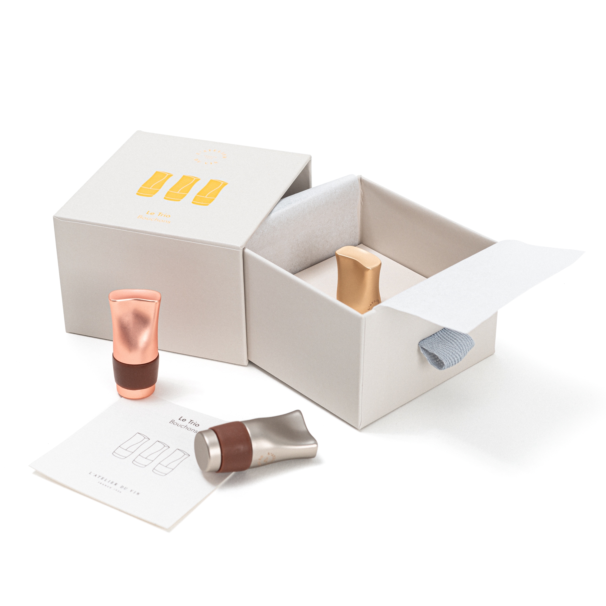 Architecture Intu00e9rieure du Vin Le Trio bouchons conservation x3