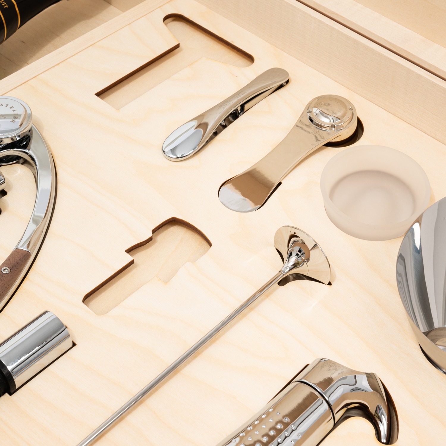 Architecture Intérieure du Vin Oeno Box Connoisseur 1 coffret érable